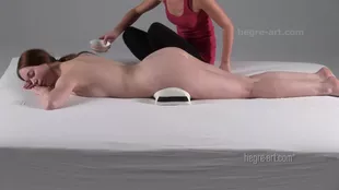 Fenna's intense orgasm during a sensual massage